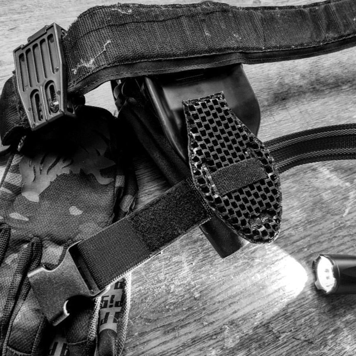 Qore Performance ICEVENTS Holster Pad — 17