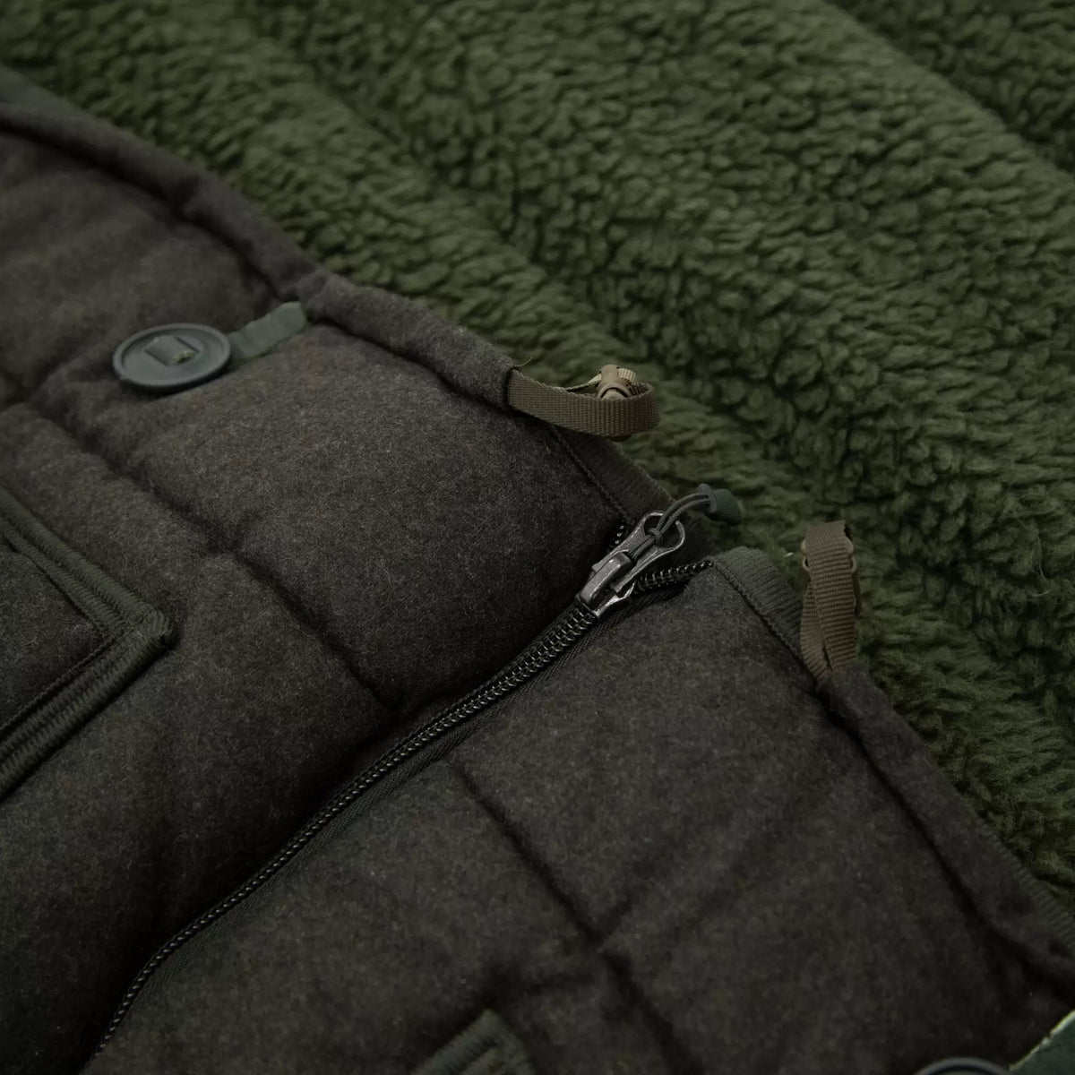 Carinthia Loden Fur Hunting Seat Sack 2.0 — Olive