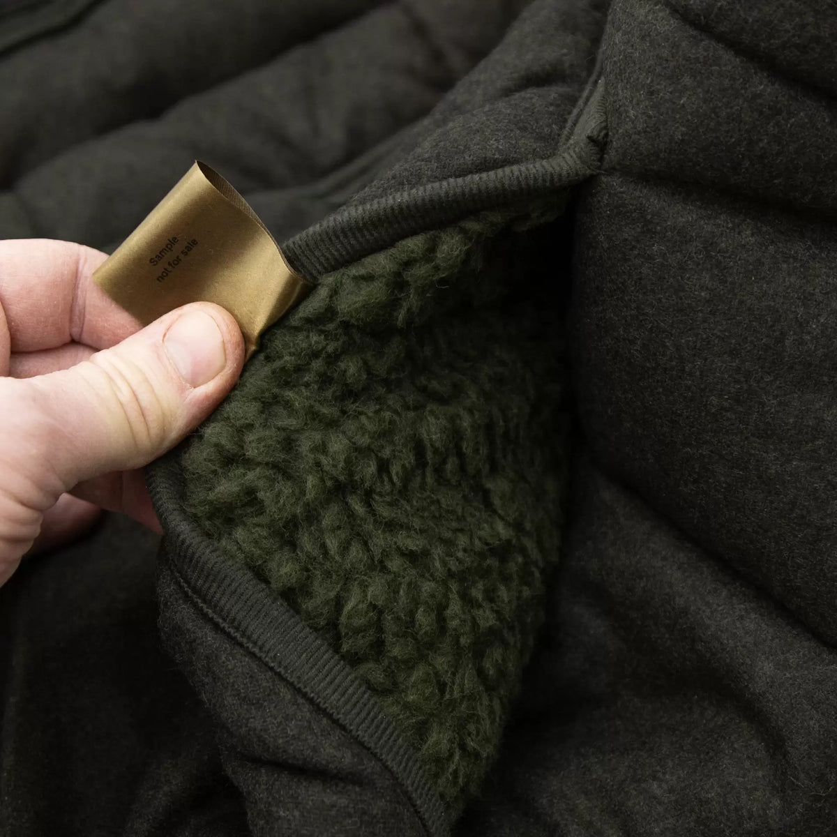 Carinthia Loden Fur Hunting Seat Sack 2.0 — Olive