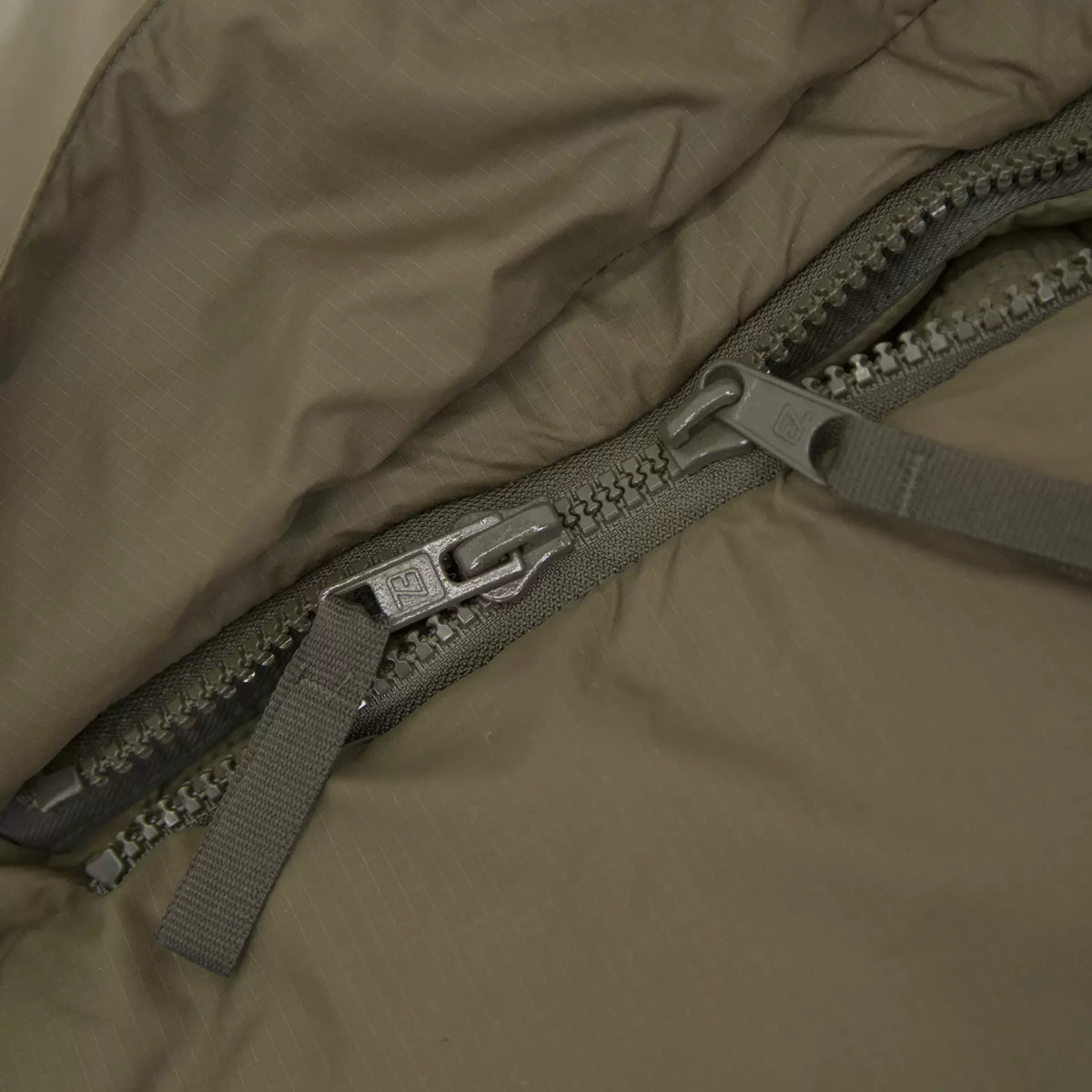 Carinthia Survival One — Olive