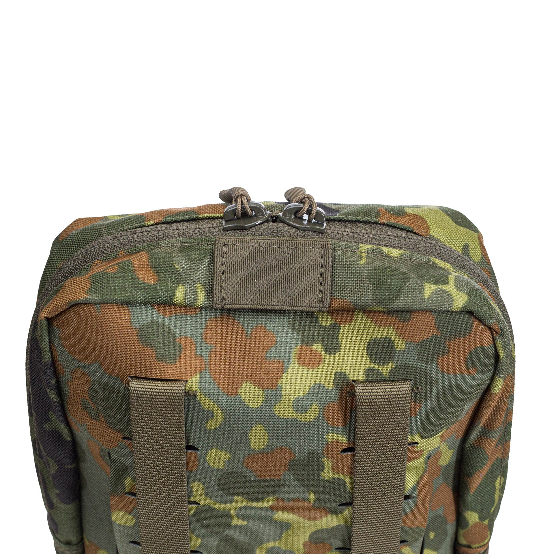 #color_5ft flecktarn
